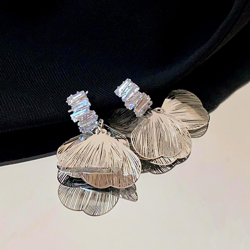 Silver needle super fairy brushed large petal zircon earrings light luxury niche design earrings high-end temperament fashion earrings