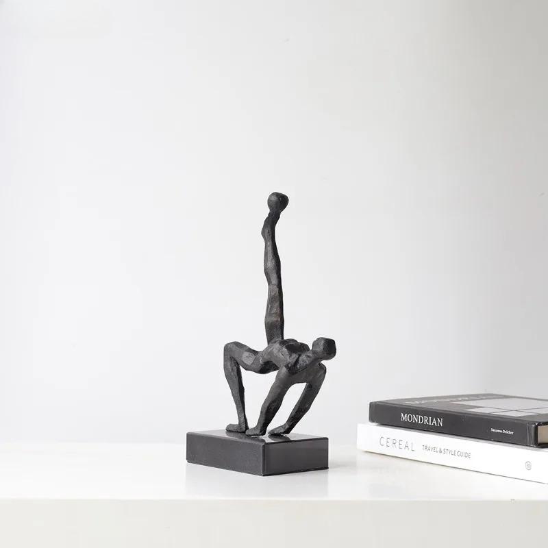 Creative Retro Metal Figure Sculpture Black Art Statue Character Ornaments Home Accessories Decoration Display Model Figurines G