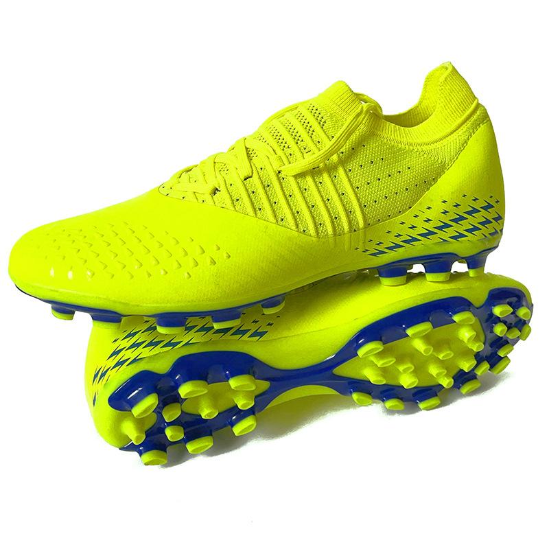 

New seamless fly-woven football shoes men s low-top artificial flat long nails AG adult youth student training men 45