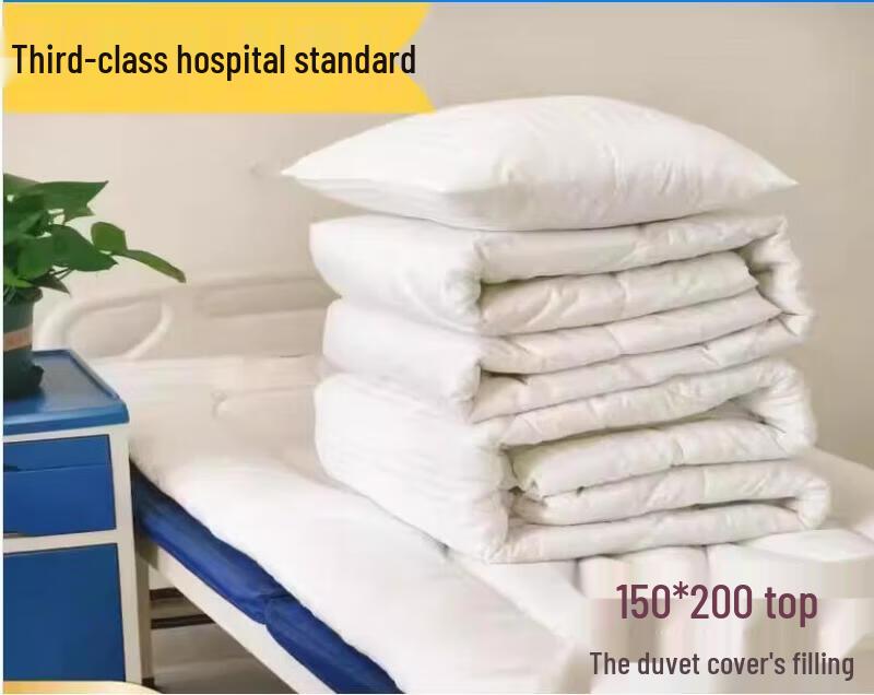 

ZLIII Hospital Bedding Quilt & Pillow Set