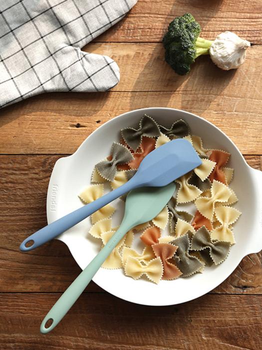 BELLELIFE Day & Silicone Economical Spatula 4 Colors 04.blue