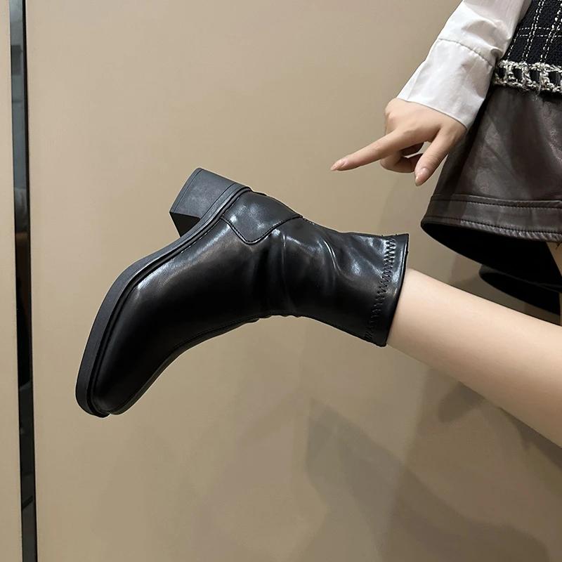 Zimowe Skórzane Damskie Śniegowce do Kostki Średnie Obcasy Projektanckie Buty Motocyklowe Trend 2024 Grube Modne Nowe Buty Goth Botas De Mujer