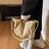 Large-capacity Commuting, Lightweight and Casual Single-shoulder Bag, Fashionable and Trendy Hand-held Crossbody Bag