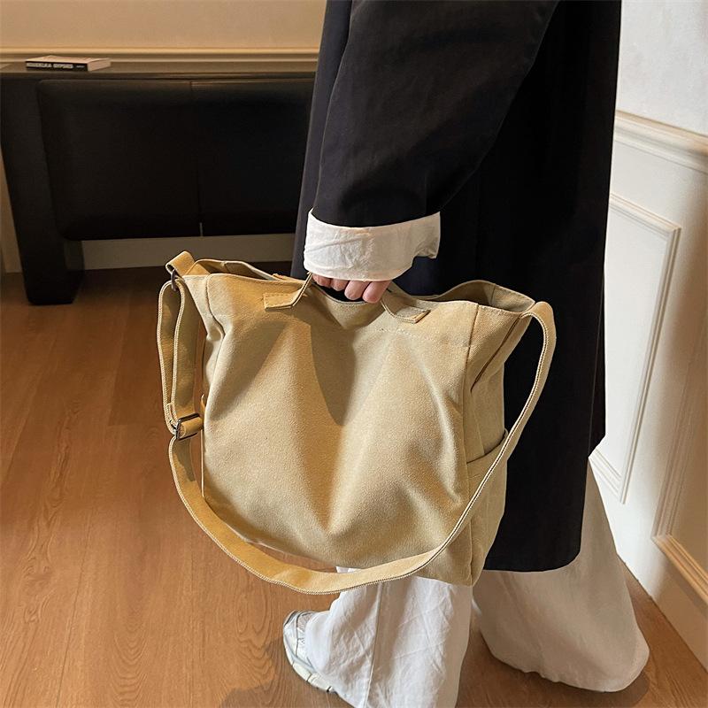 Large-capacity Commuting, Lightweight and Casual Single-shoulder Bag, Fashionable and Trendy Hand-held Crossbody Bag