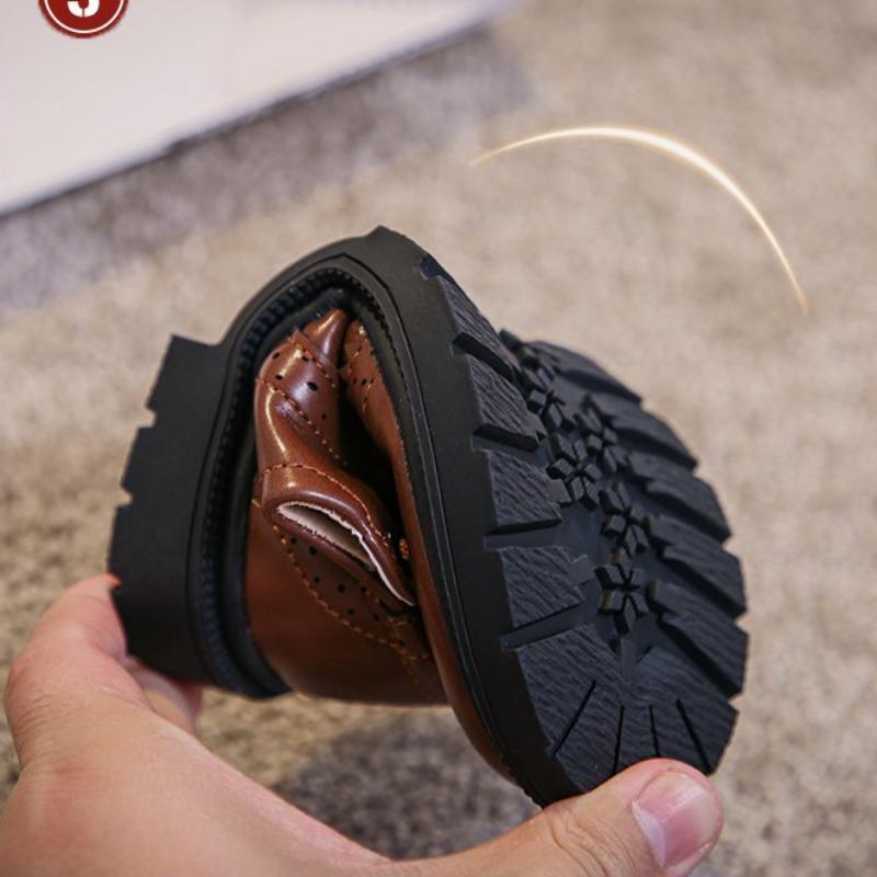 Chaussures en cuir polyvalentes et tendance, nouvelles chaussures simples à semelles souples pour enfants, chaussures de performance rétro de style britannique pour garçons