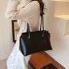 Textured Largecapacity Retro Tote Bag Women's Autumn New Fashionable Versatile Commuter Shoulder Bag
