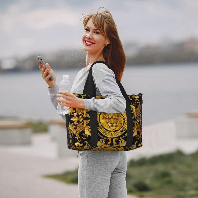 Goldener Löwe Barockmuster Reise-Duffelbag Personalisierte Weekender Übernachtungstaschen mit Schultergurt Unisex Sport-Gymnastiktasche