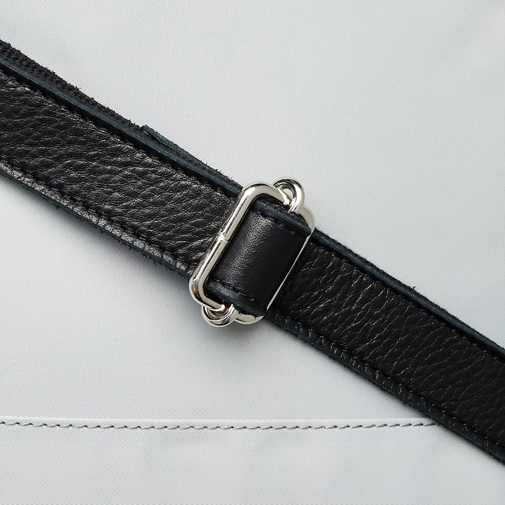 Real Mind 220012-03 Weilner Premium Miljövänligt Ko Läder och Eco-Nylon 2-Vägs Axelväska, Grå