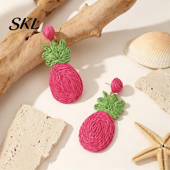 Three-dimensional Pineapple Earrings 1 Pair Handmade Raffia for Women, Boho Straw Hand-Woven Summer Beach Skirt Jewelry Dangle Earrings, Natural