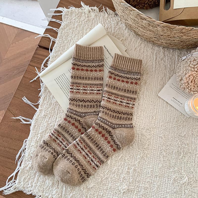 Fell Island Wool Children's Mid-length Autumn-winter Waterproof Padded Thick and Warm Winter Girls' Long Socks