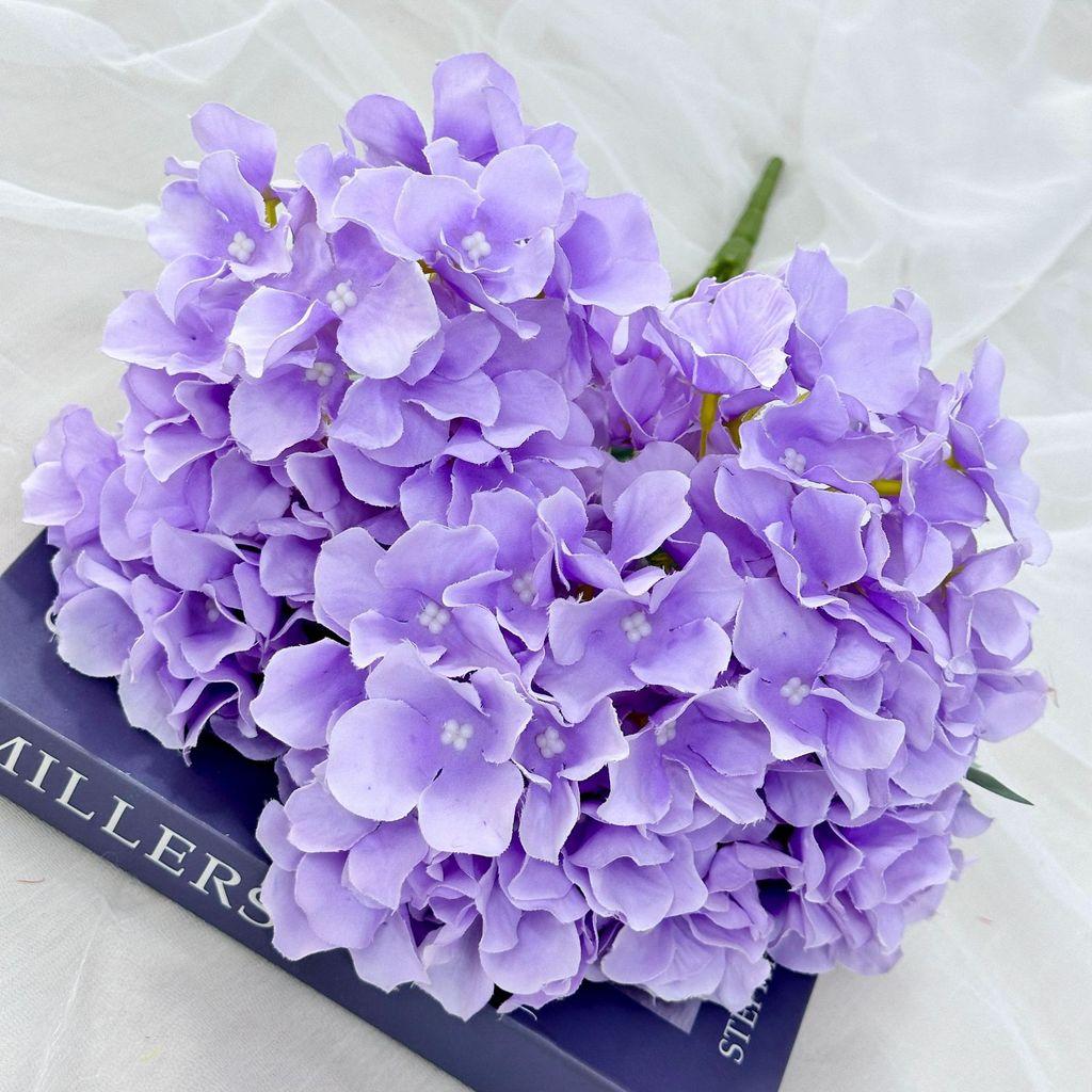 English Romantic Wedding Hydrangea Wall Decor With Silk Flowers For Venue And Home Ambience