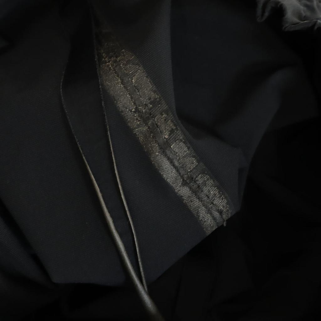 REIGNING CHAMP Spodnie wiatrówki L czarne Męskie Używane