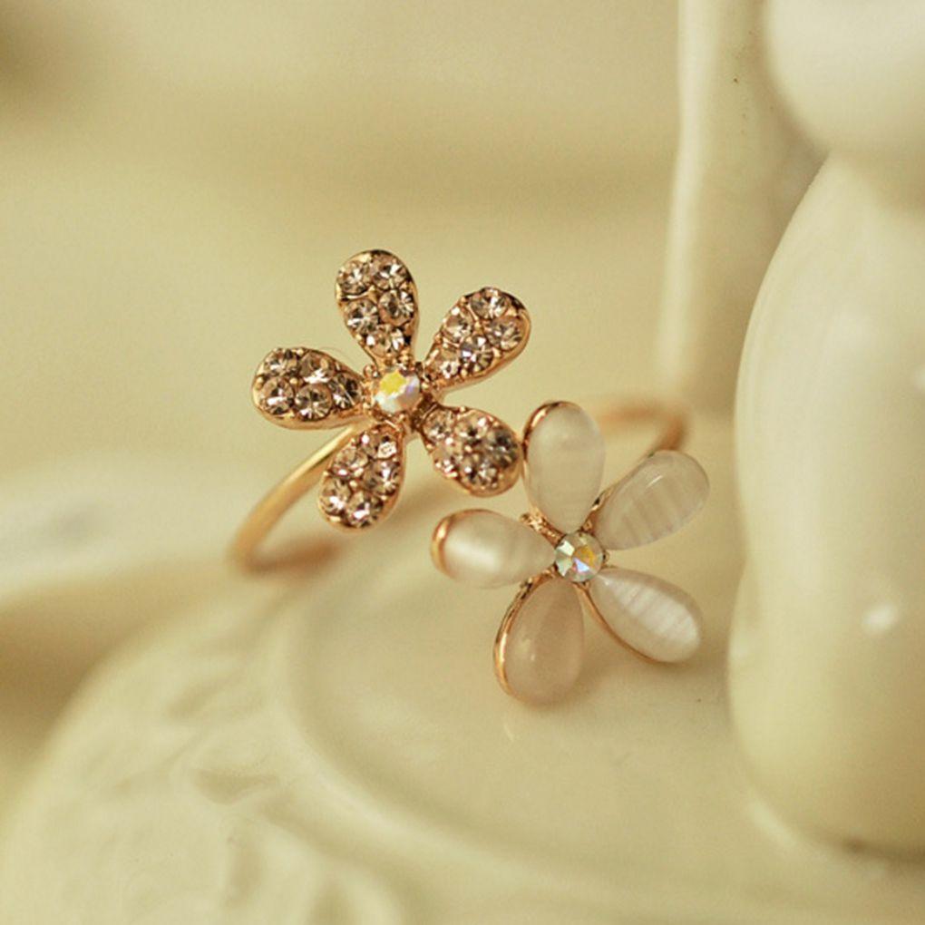 Women Rhinestone Flowers Little Daisy Openings Adjustable Female Crystal Jewelry