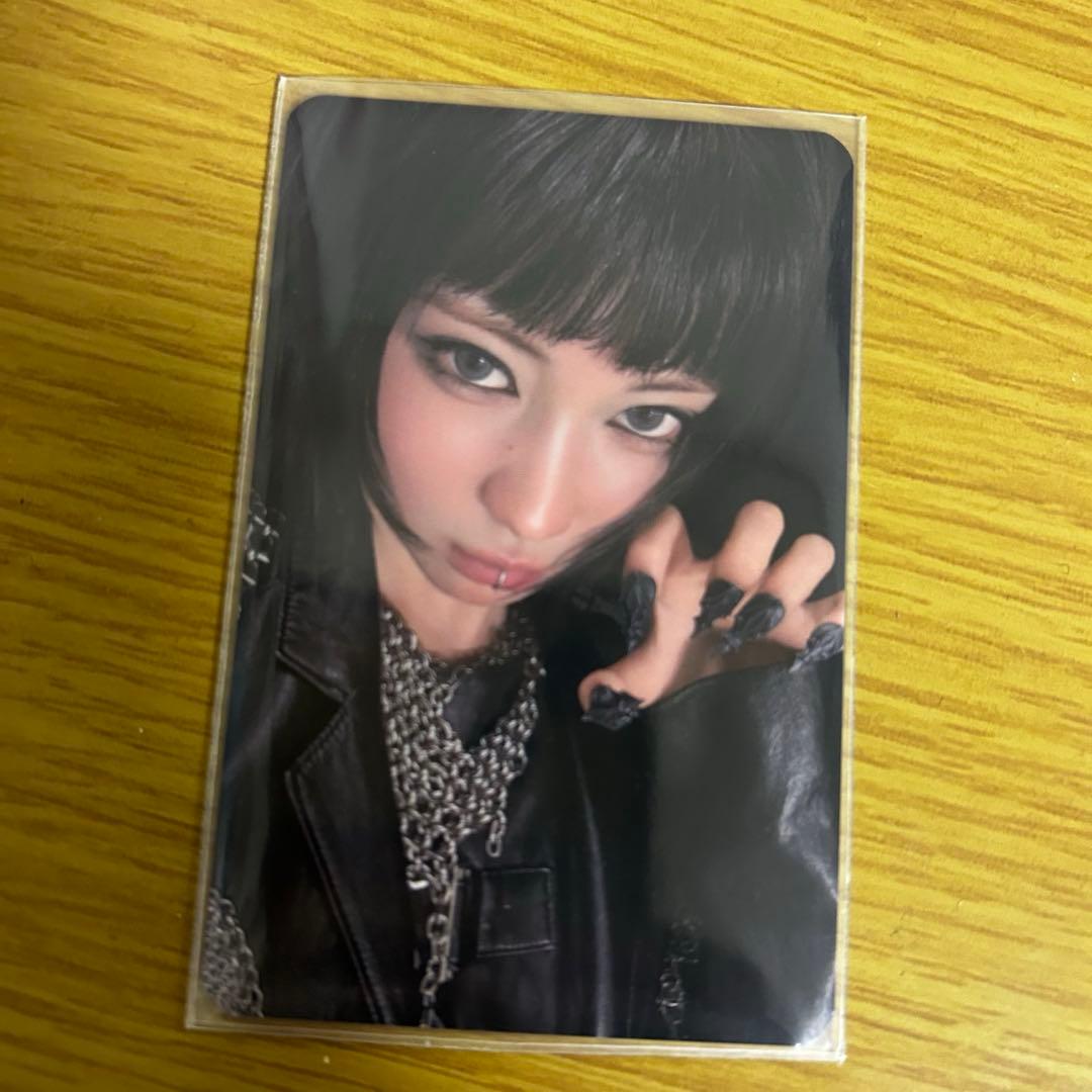 

[USED] BabyMonster WE GO UP Lucky Draw Trading Card - Asa
