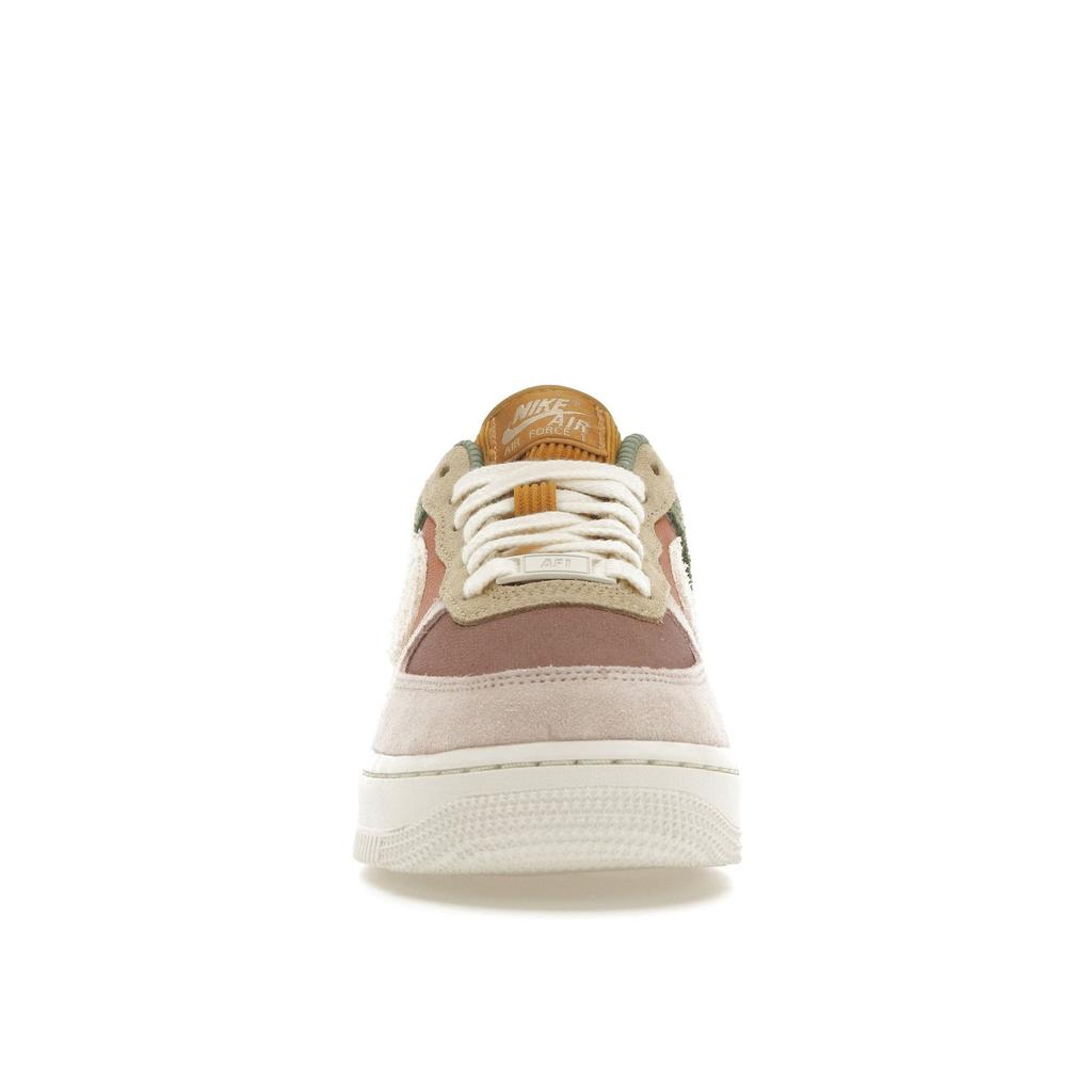 Nike Air Force 1 07 LX Oil Green Terra Blush Damskie Sneakersy Brązowy Sezamowy Blady Kość Słoniowa FZ3782-386