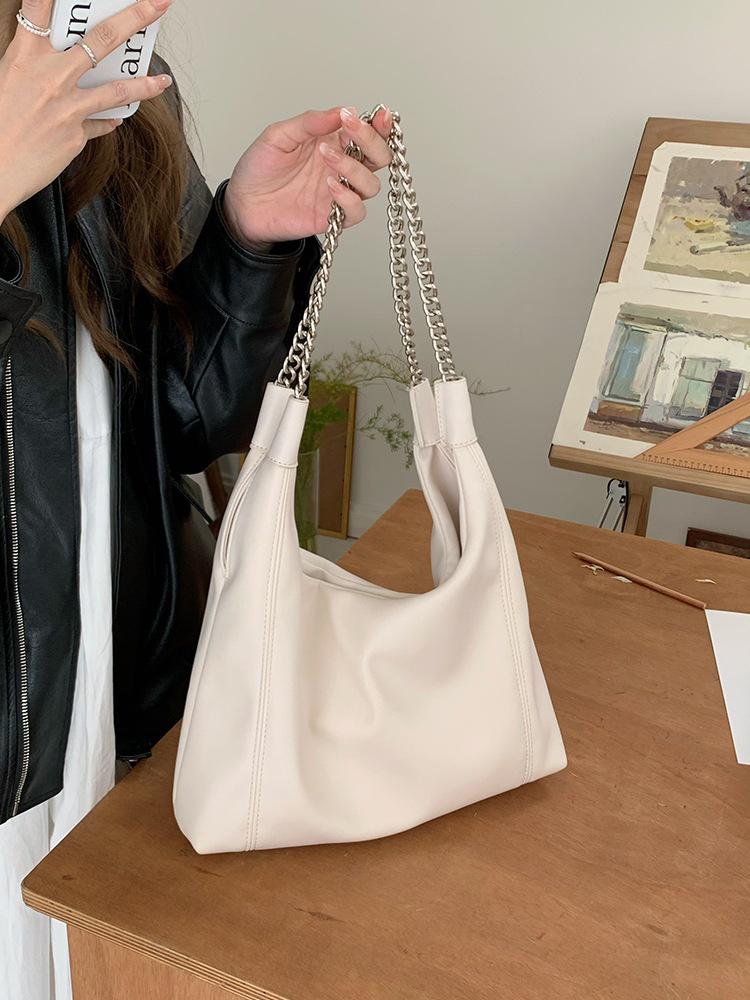New Large-Capacity Chain Tote: Women s Handbag & Shoulder Bag