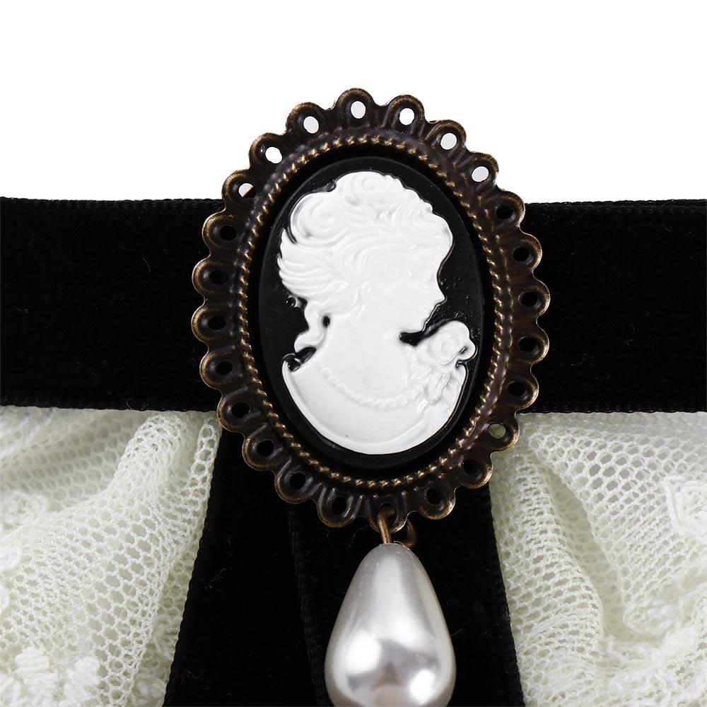 Gifts Delicate Vintage Lady Women Queen Velvet Pearl Elegant Lace Brooch Cameo Girls Brooch