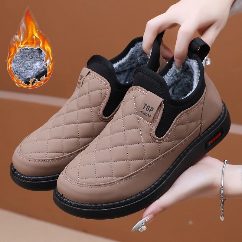 Cloth Shoes, Cotton Shoes, Women's Shoes, and A Pair of Fleece Warm Snow Boots