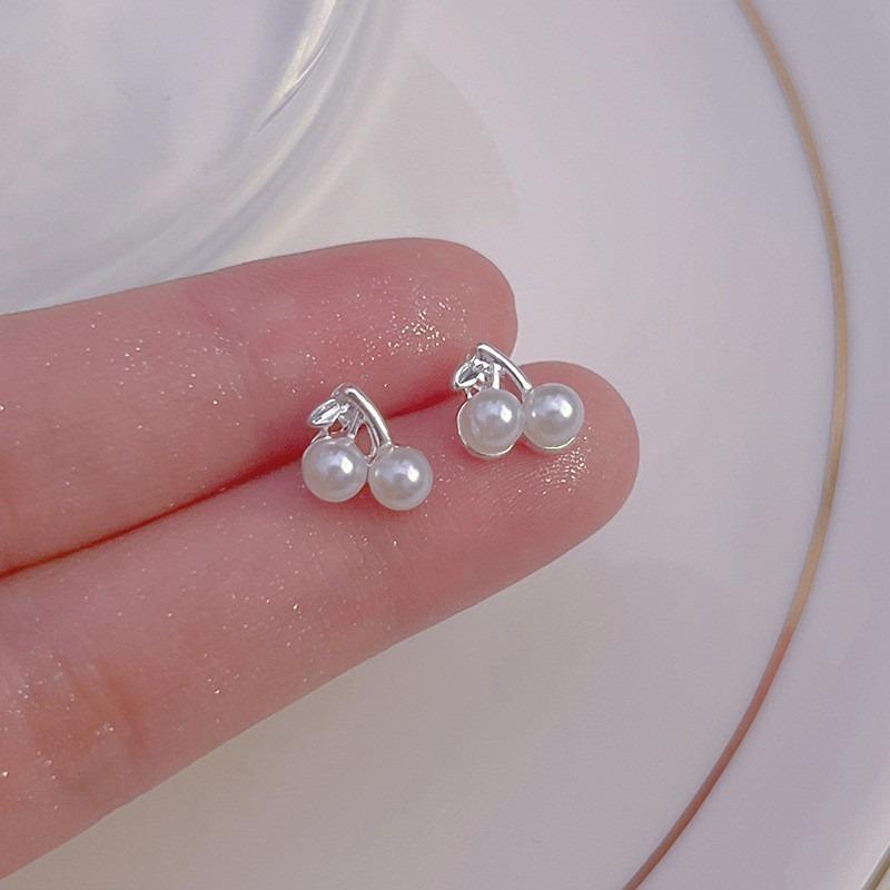 S925 Sterlingsilber Ohrnadeln neuer Temperament einfacher und kleiner Ohrstecker Damenohrringe Ohrlöcher Anti-Blockier-Ohrringe Schmuck