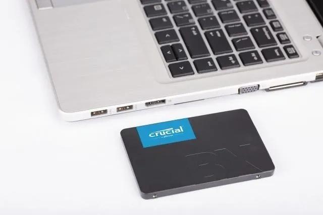 Crucial BX500 500GB SATA SSD (550/500 MB/)