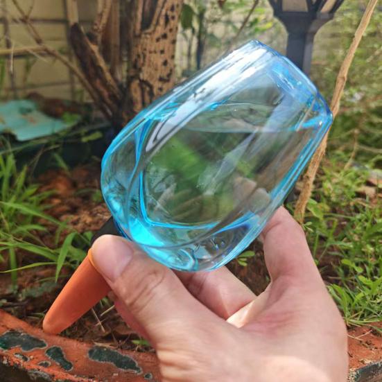 Self Watering Bulbs 500ml/350ml Large Watering Balls Planter Insert Slow Release Automatic Watering Globes for Houseplants Outdoor Plants