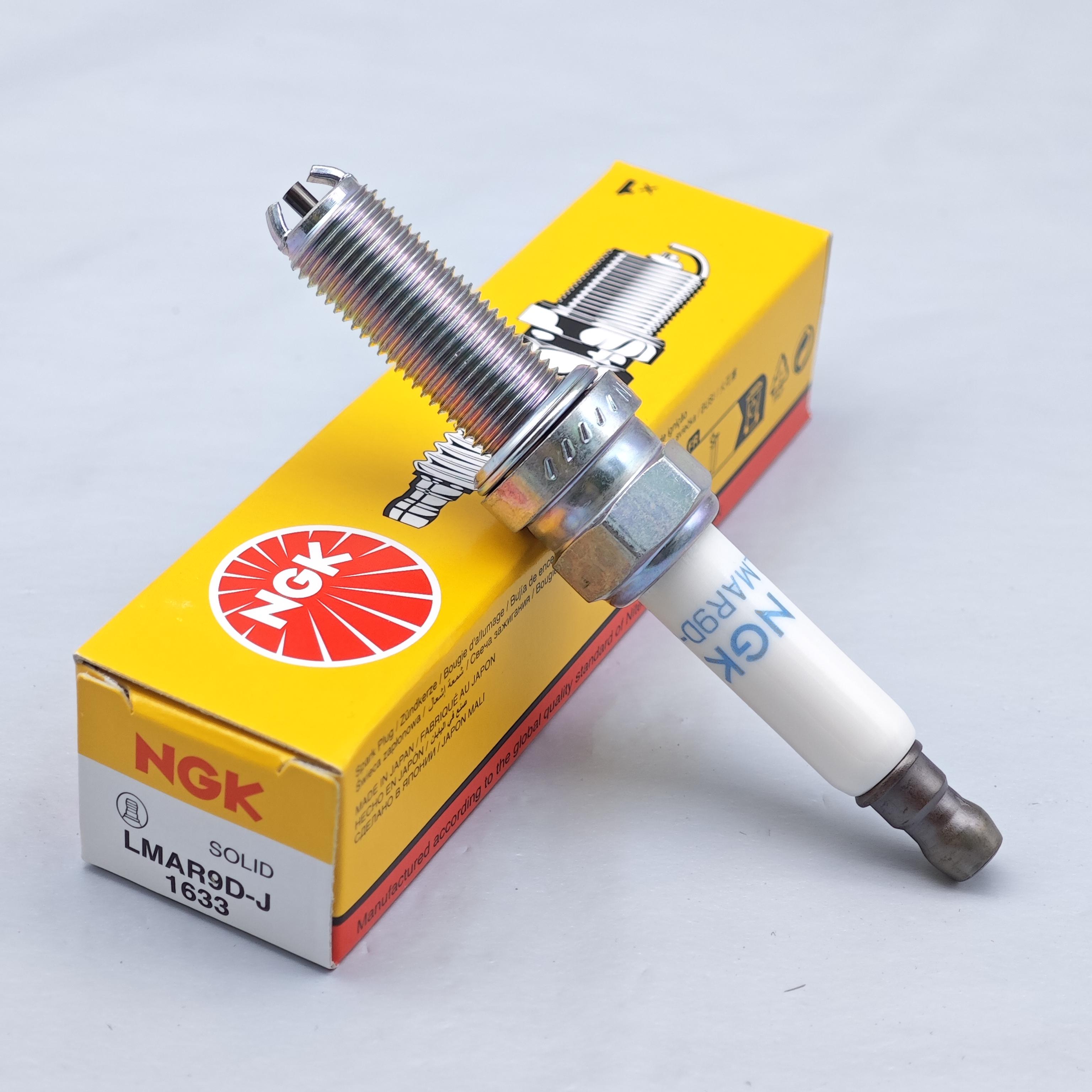 1pcs Original  Spark Plug LMAR9D-J 1633 1pcs LMAR9D-J