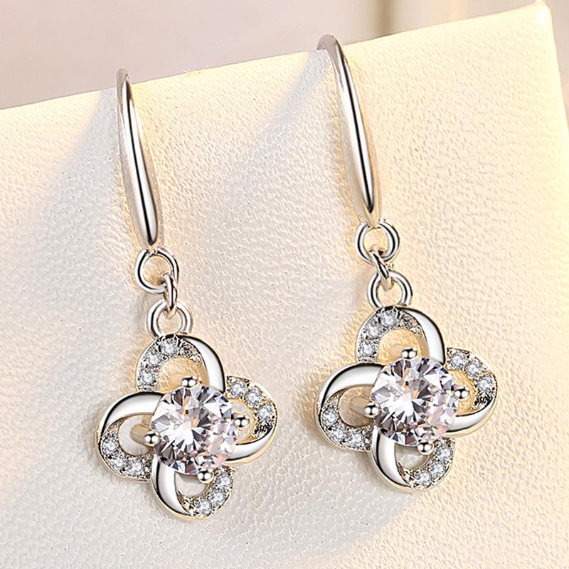 Korean Style Long Four-Leaf Clover Zirconia Earrings - Celebrity-Inspired Design