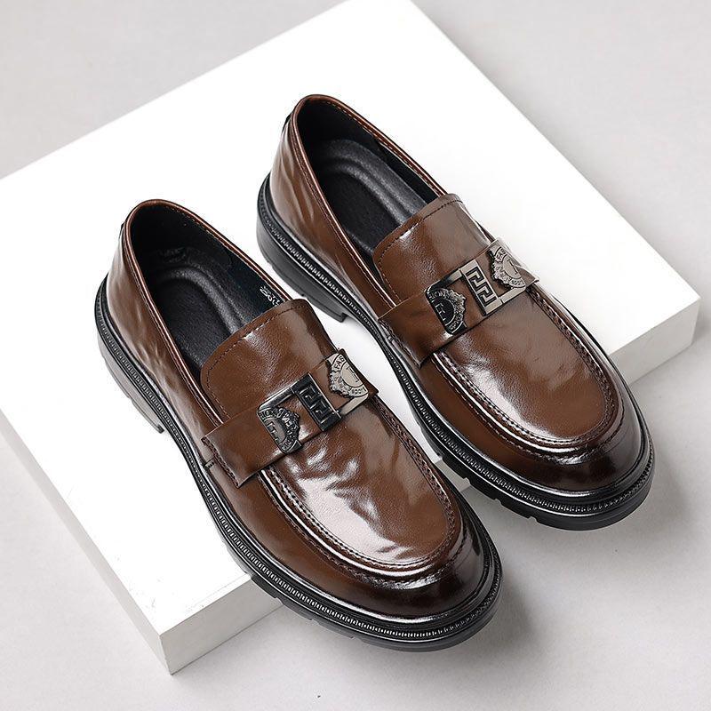 Herren Echt Rindsleder Atmungsaktive Slipper - Britischer Stil, Business Formal & Freizeit Slipper in Schwarz.