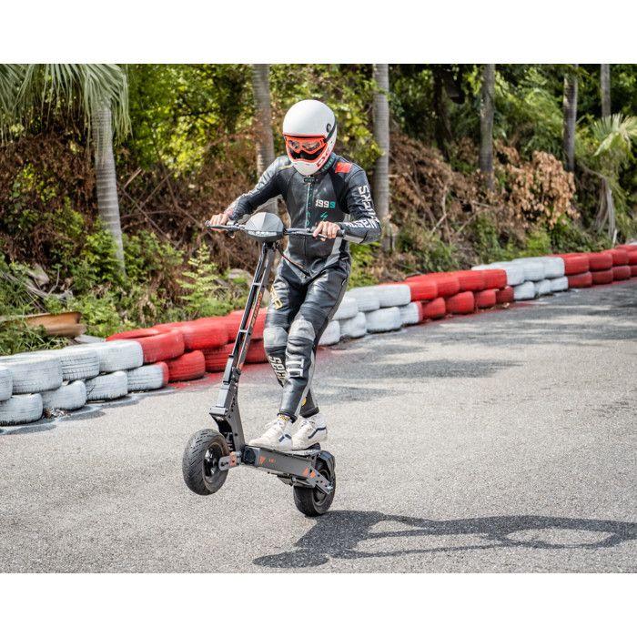 KuKirin G4 Patinete eléctrico – Motor 2000W, velocidad 70 km/h, autonomía 75 km, ruedas 11", frenos de doble disco, suspensión