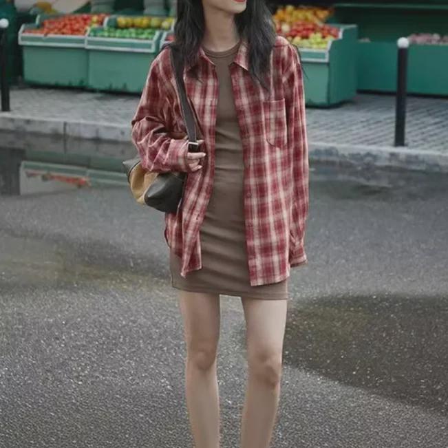 2024 Spring/Summer Red Plaid Women's Slim-Fit Loose Long Shirt