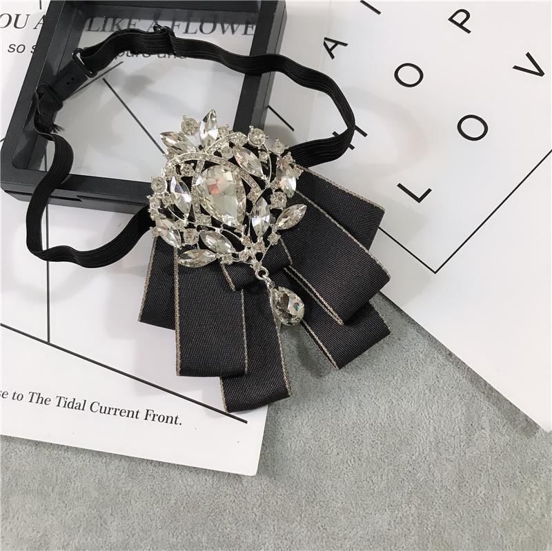 Korean Version of Bow Tie Female College Style Japanese Free-play Female Collar Flower Diamond Jewelry Shirt Accessories Male Bo