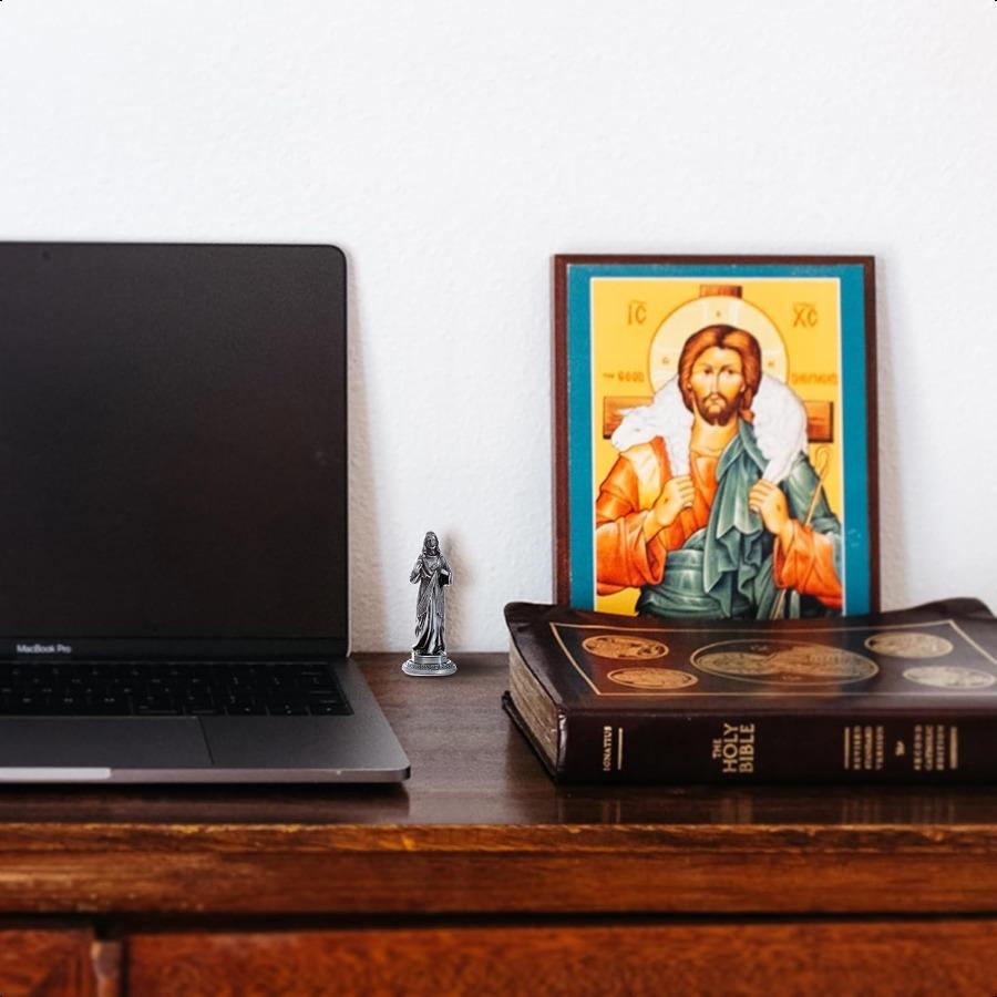 KOMI Palubní deska Ježíš pro Autopříslušenství Socha Svatého Srdce Ježíšova Křesťanské a Katolické Figurky Náboženské Dárky Dárky Dům Z