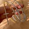Modische Schlichte Creolen für Damen Kreuz Glänzend Kristall Gold Silber Metall Y2K Punk Schmuck Tägliches Party-Zubehör Runde Ohrringe
