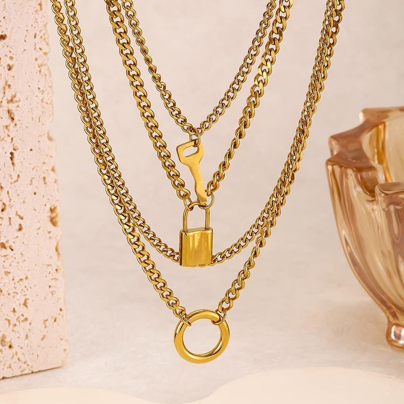 Women's Retro Multi-layer Necklace with Round Ring & Heart Lock Charm - Thick Clavicle Chain Accessory