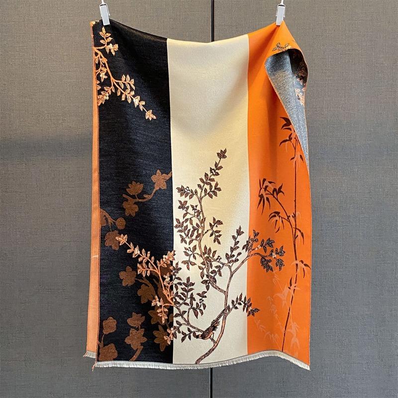 Autumn New Cashmere Tassel Scarf Women's Fashion Age-reducing Jacquard Scarf Warm and Thickened Large Shawl
