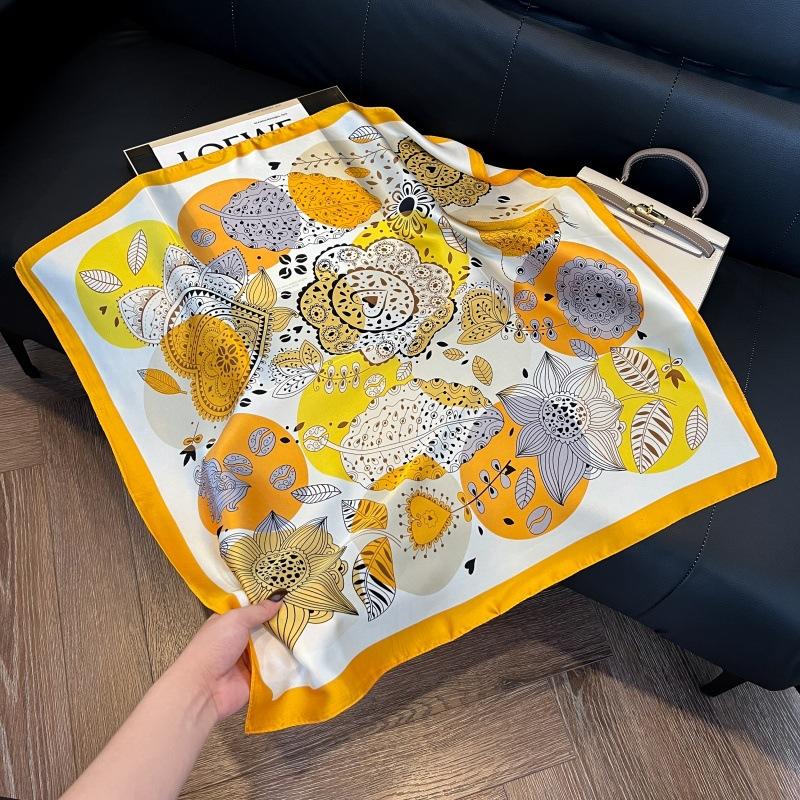 New silk scarf women's fashion versatile high-end small square scarf Korean version neck protection scarf spring and autumn retro scarf binding bag