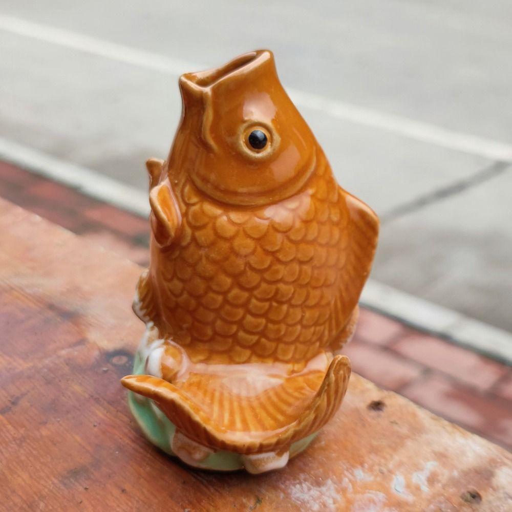 Wear Resistant Carp Garden Statue Ceramic Ceramic Carp Fish Statue Pond Fountain