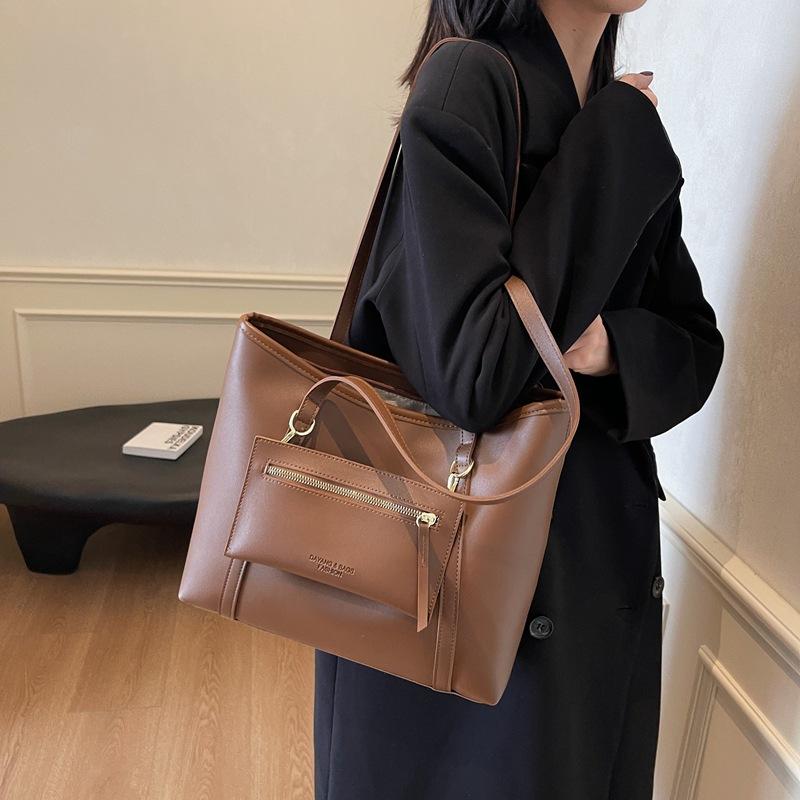 2025 New Large-capacity Tote Bag Fashionable Commuter Underarm Women's Bag Girls Pu Messenger Bag