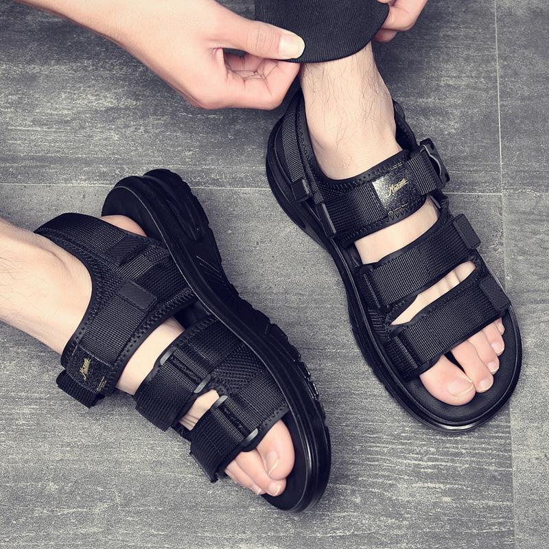 Fashion 2025 New Design Men Rome Sandals Leather Fashion Sandals Black Men Summer Shoes Comfortable Cushion Soft Gladiator Sandals