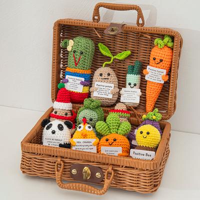Adorno de Patata Positiva Accesorios de Escritorio Accesorios para Oficinas Decoración de Escritorio Frutas y Verduras Tejidas a Crochet Regalo de Navidad