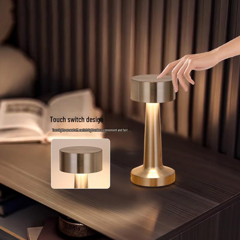 Retro Mushroom Desk Lamp - Color-Changing Eye Protection Bedside & Study Light