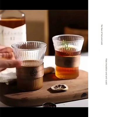 Vertical Grain High Borosilicate Glass Thick Bottom Tea Cup Coffee Cup High Surface Level With Wood Chip Insulation