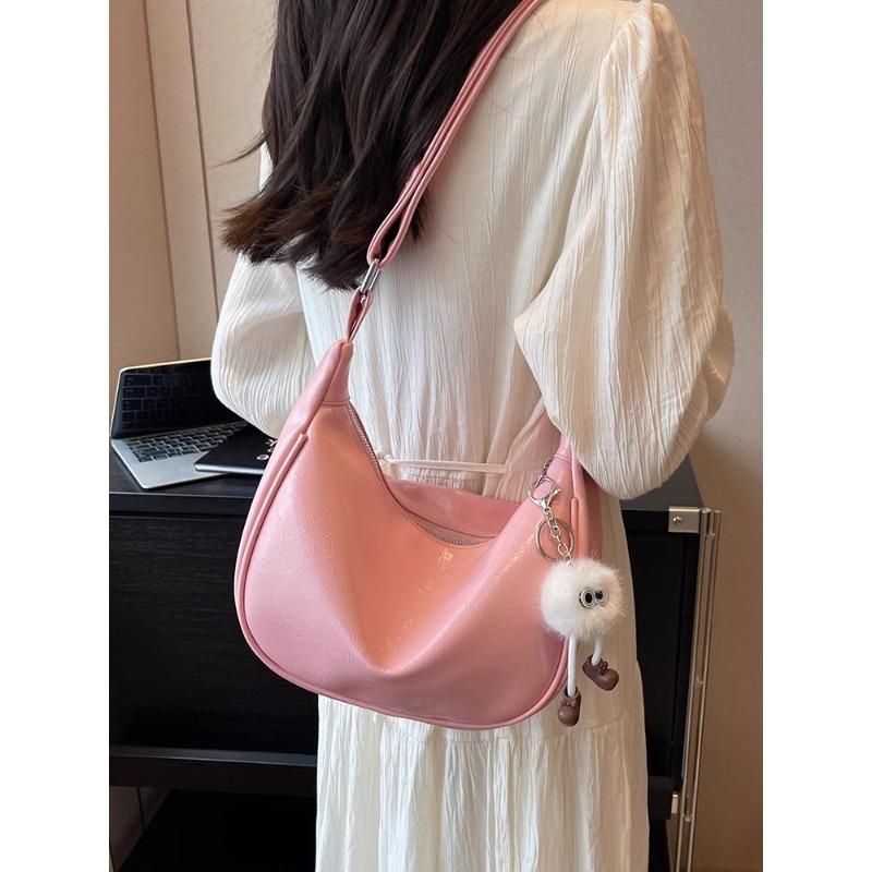 Autumn and winter high-end sense niche versatile dumpling bag women's new large-capacity commuting shoulder armpit bag messenger bag
