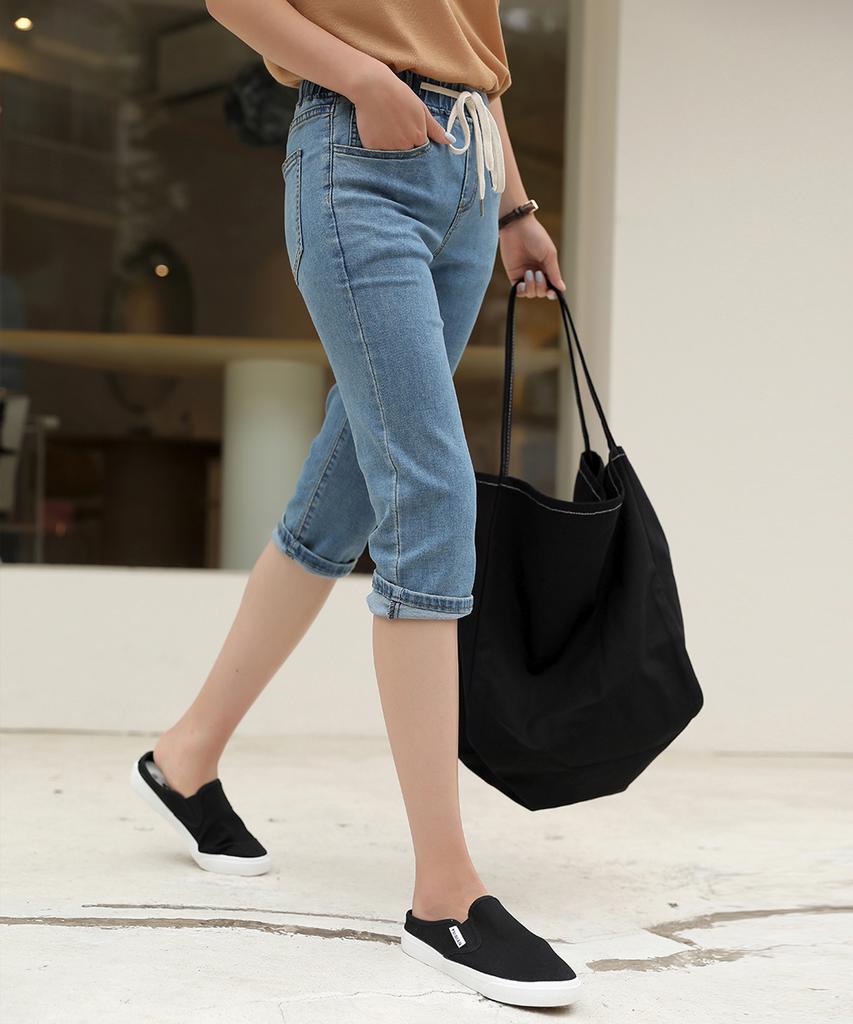 Ppaeppae Rolled-Up All-Elastic Drawstring 3/4 Length Denim Pants