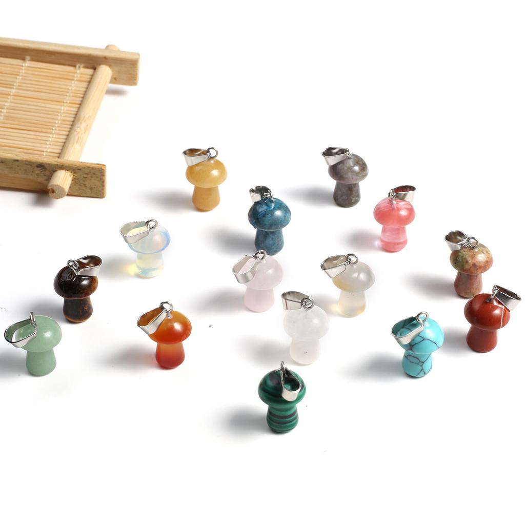 2 Stück, Handgefertigter Anhänger in Pilzform mit Edelstein, Reiki-Heilkristall Quarz Achat Jade Naturstein Anhänger Charms für Schmuckherstellung DIY 1,2×1,6cm