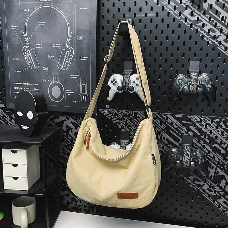 

Школьный рюкзак универсальный в стиле инс простой большой вместимости на плечо простой парный повседневный легкий сумка почтальона хаки