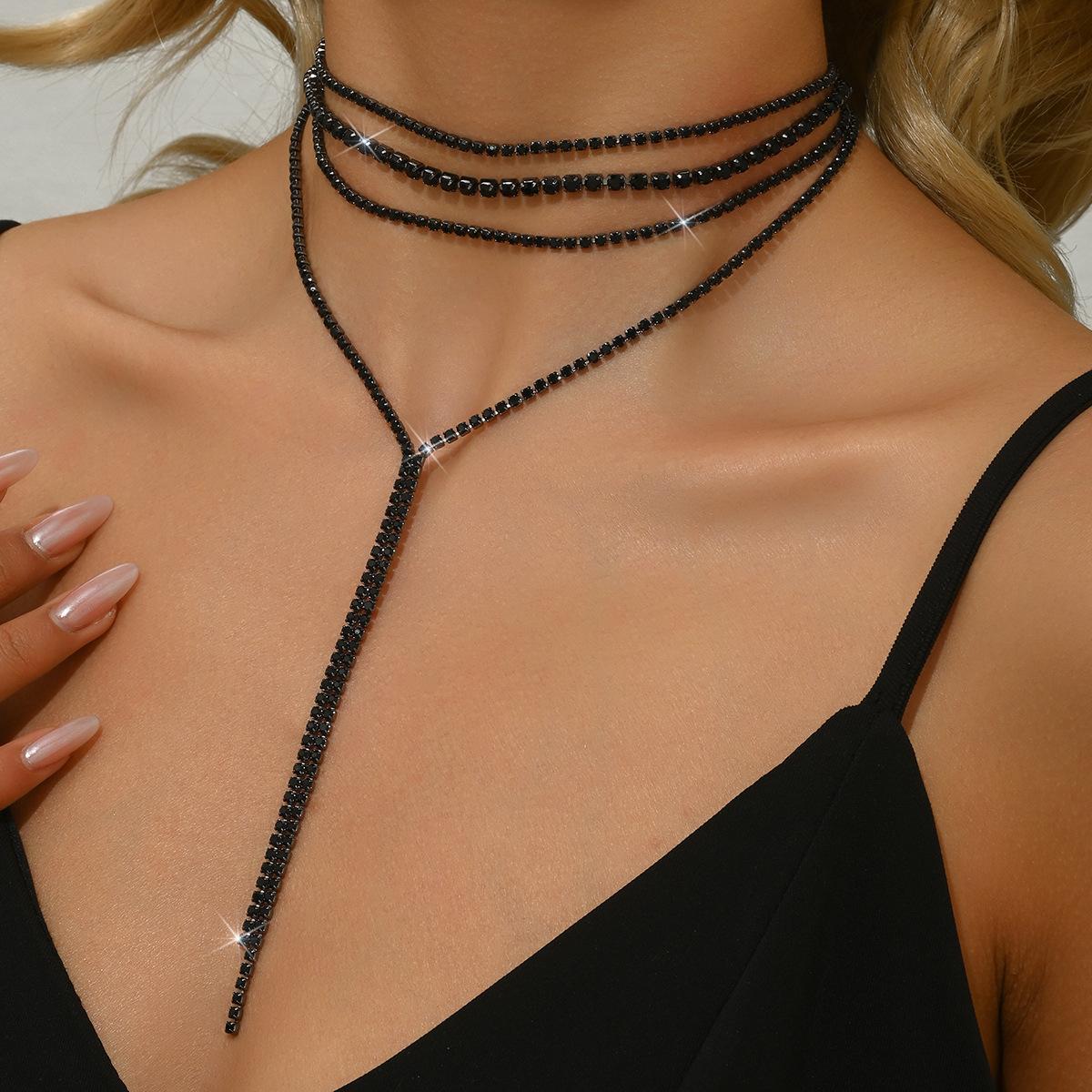 

Simple Jewelry Long Snake Bone Chain Neck Chain Cold Wind Design Sense Multi-layer Fringed Necklace
