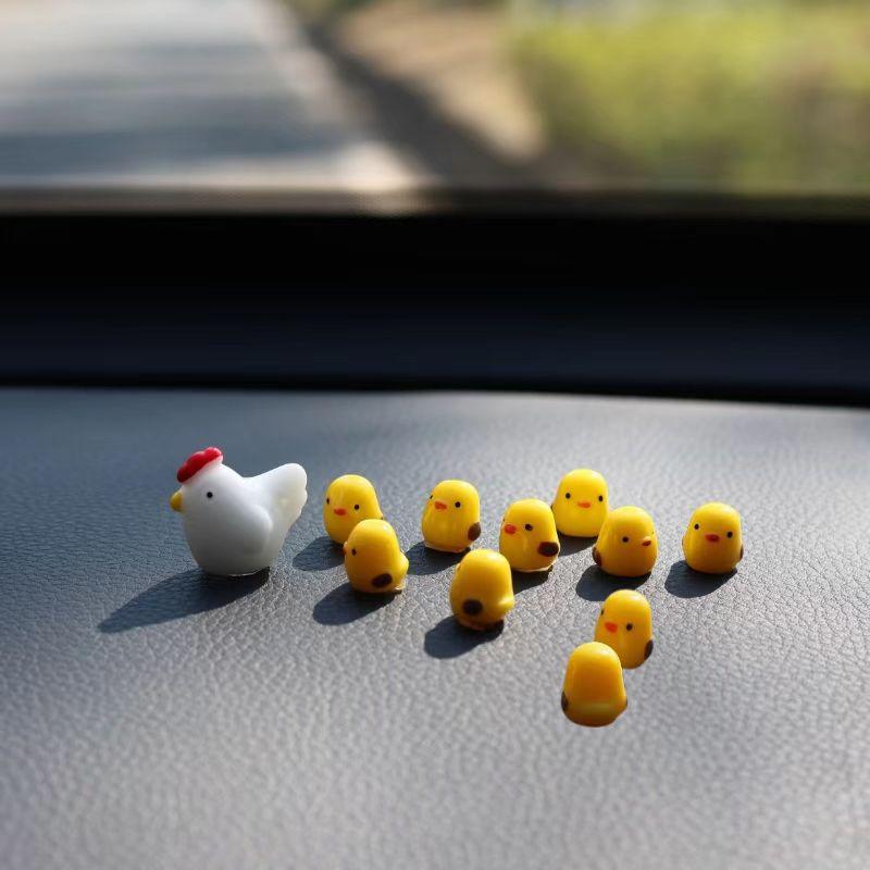 Cute Mini Chickens Car Dashboard Accessories Fun Chicks Car Rearview Mirror Decor Interior Ornaments Fairy Garden Home Car Gifts