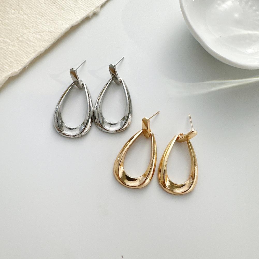 Stud Earrings Jewelry Elegant Geometric Waterdrop Earrings for Women Lightweight Statement Jewelry with Hollow Metal Studs