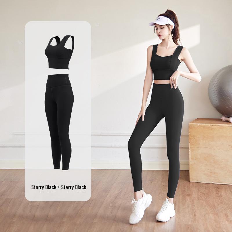 "Juyitang Peach Yoga Set: Shockproof Medium Support for Indoor Running & Fitness"